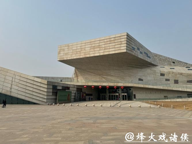 塑痕镌风骨，文心映千秋——吴为山写意雕塑艺术展开幕